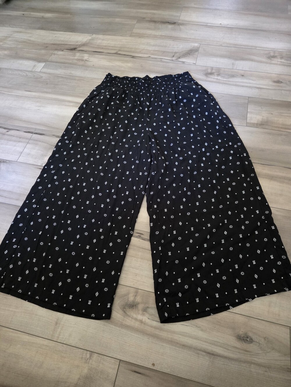 torrid Black Wide-Leg Printed Pull-On Pants